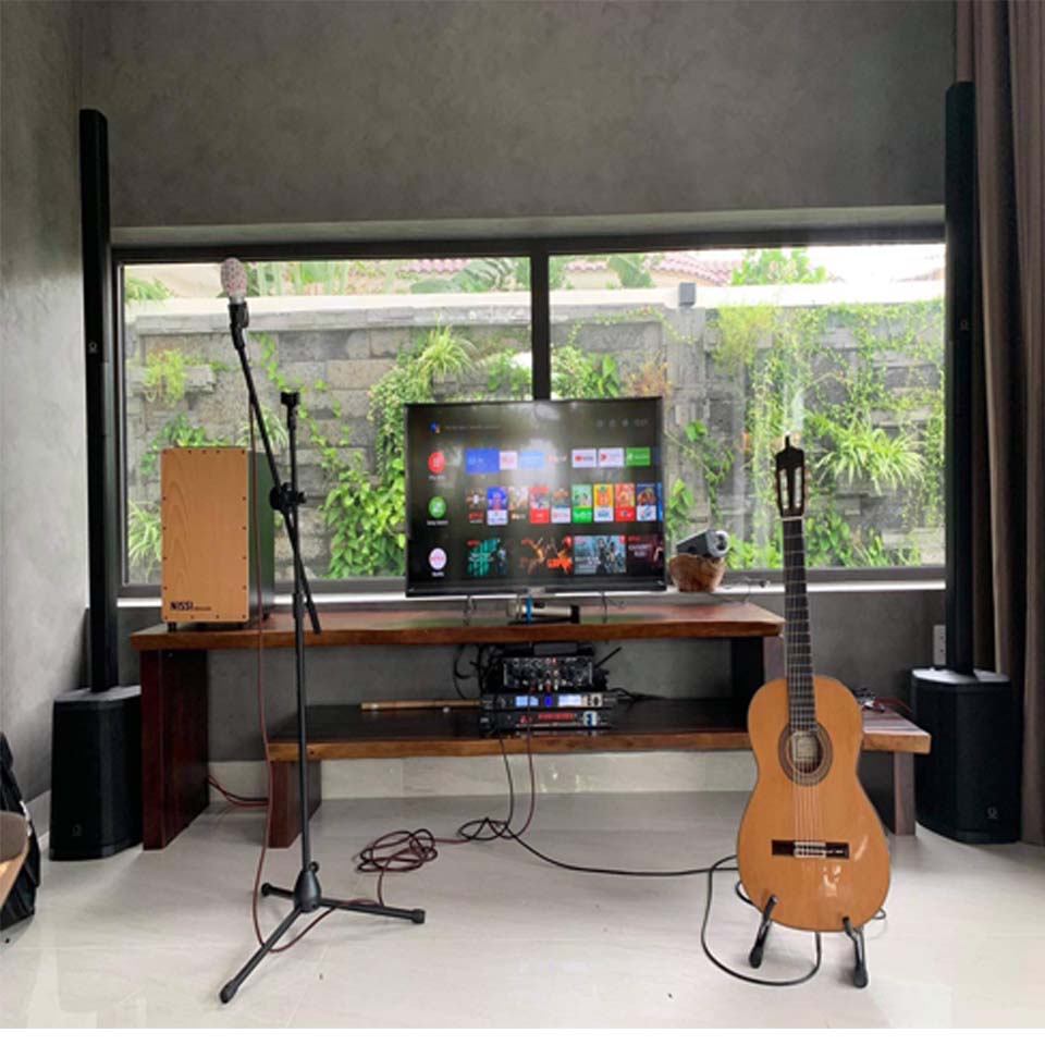 Family Karaoke at Nha Trang