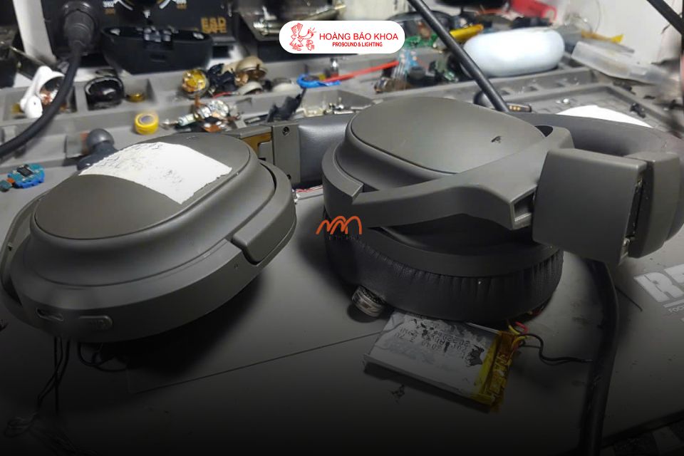 How to repair Sennheiser headphones? Warranty service at Hoang Bao Khoa