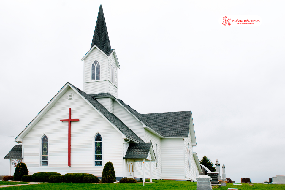 Do Small Chapels Need a Professional Sound System?