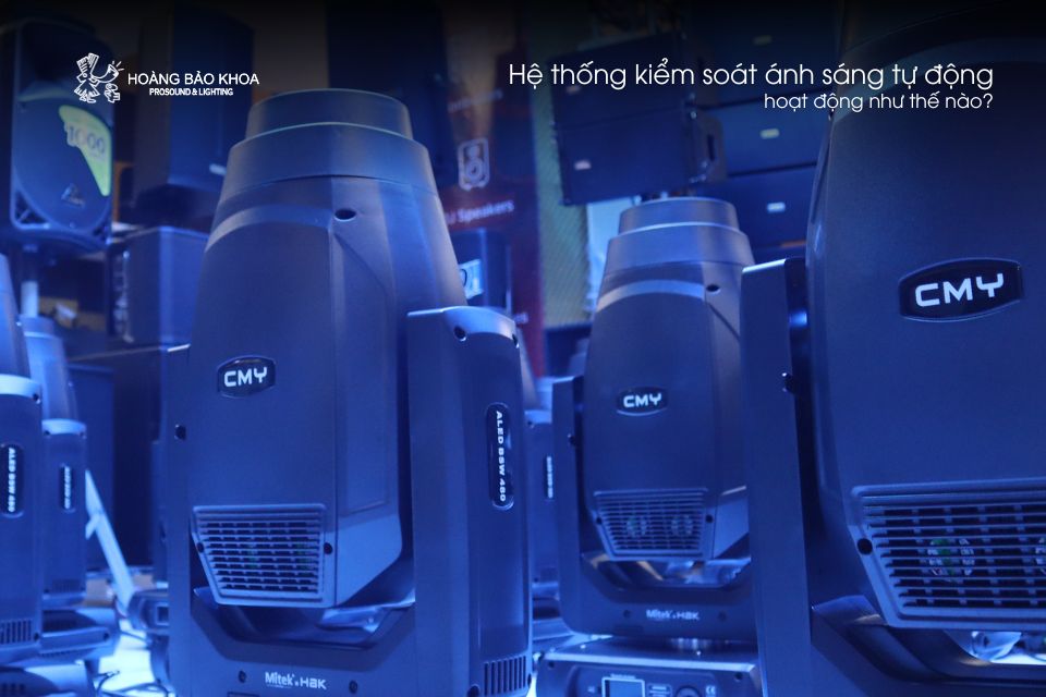 Hệ thống kiểm soát ánh sáng tự động là gì và hoạt động như thế nào?