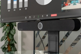 Sennheiser TC Bar: How Do AI Camera, Auto Framing and Person Tiling Work?