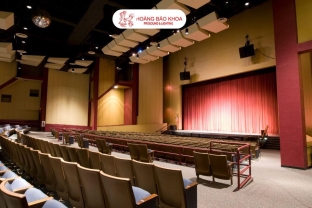 What Does an Auditorium Sound System Include? A Comprehensive Solution