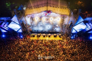 Experience in Outdoor Event Audio and Lighting Installation