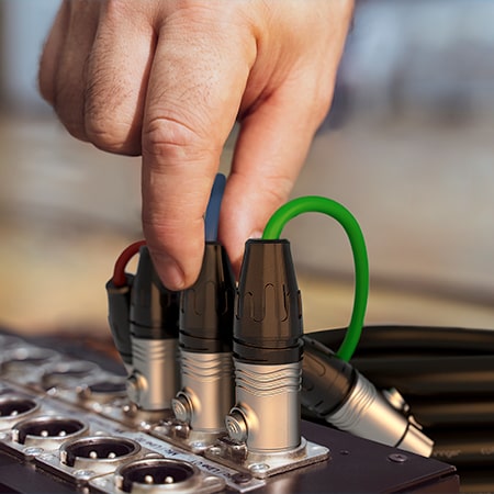 Extended Response and Dynamics 