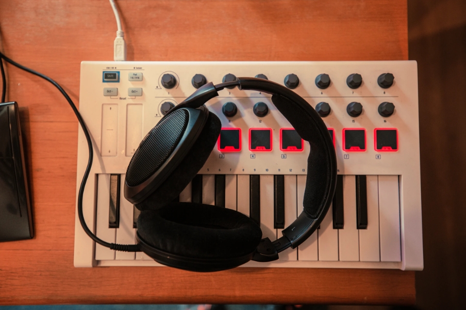 HD 400 PRO