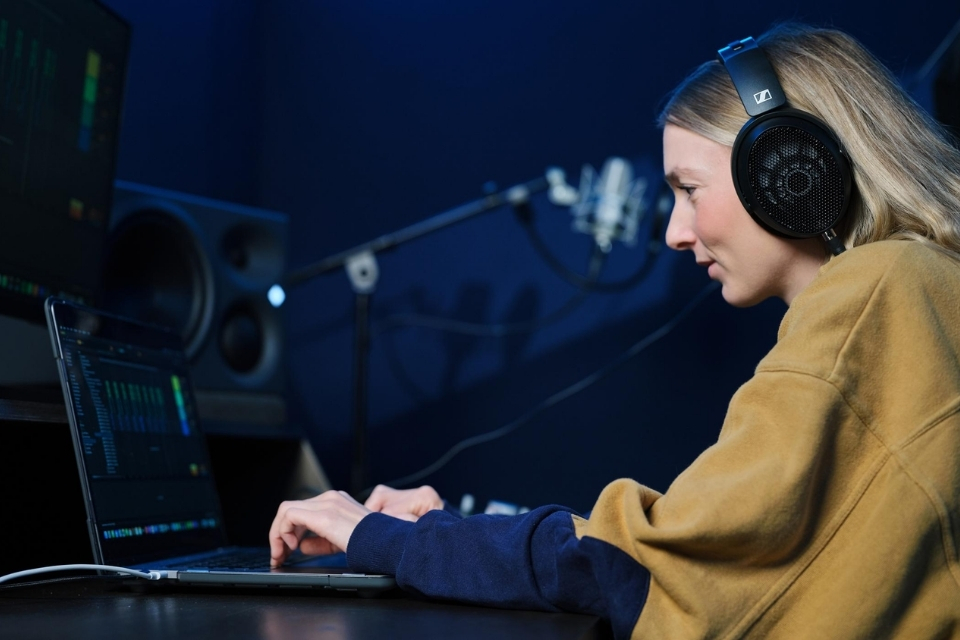 Tiêu chí chọn tai nghe kiểm âm Sennheiser