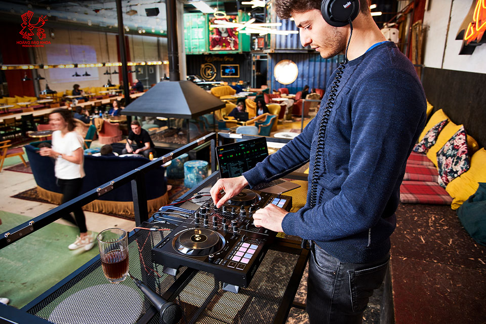 Top 5 lỗi người mới học DJ thường gặp