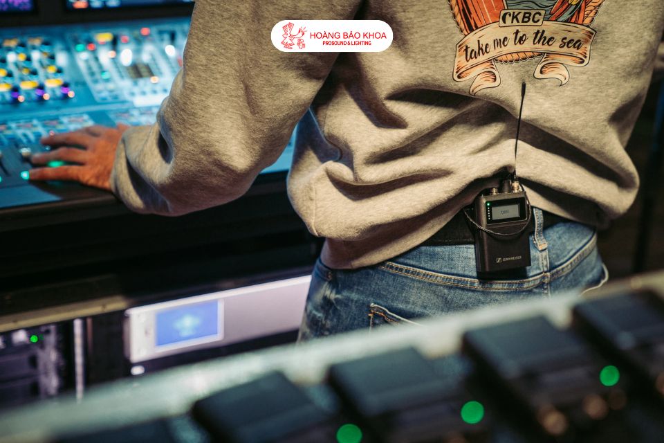 Đại lý phân phối và bảo hành Sennheiser chính hãng