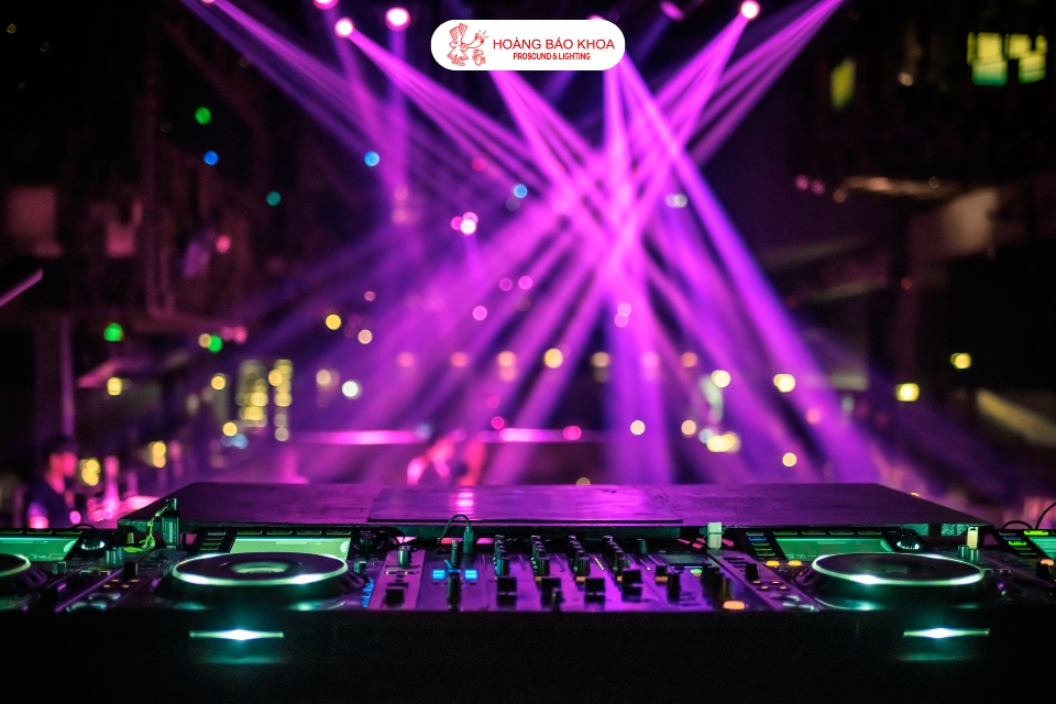 Bar club lighting solution - elevating entertainment spaces