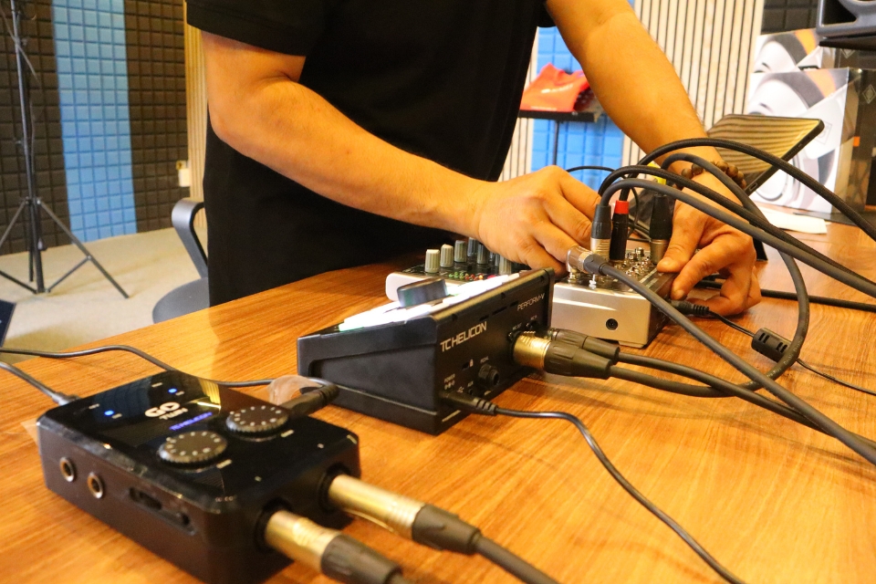 Bộ livestream cá nhân gồm những gì? Gợi ý cấu hình phù hợp cho người mới bắt đầu