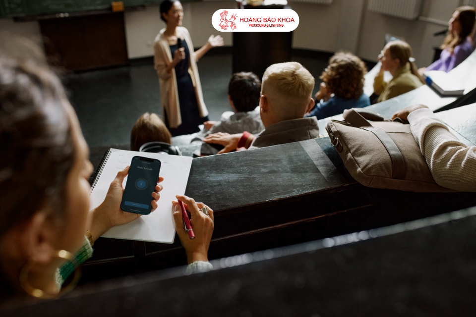 MobileConnect là gì? Giải pháp truyền phát âm thanh qua WiFi của Sennheiser