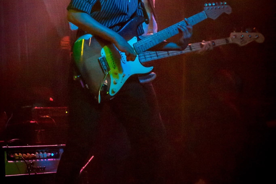 Can you use a guitar amp for bass and vice versa?