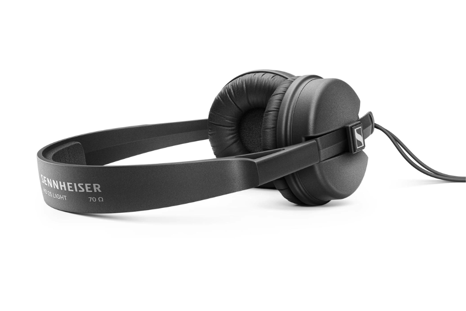 Sennheiser HD 25 Light - Tai Nghe Gọn Nhẹ Cho DJ Và Sản Xuất Âm Thanh