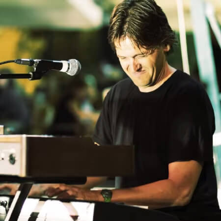 6 Digital Oscillators