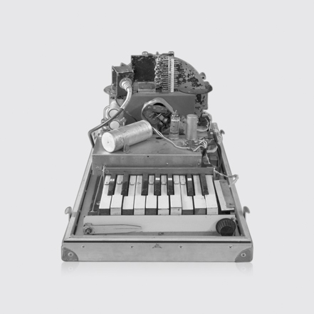 First Drum Machine &ndash; The Rhythmicon