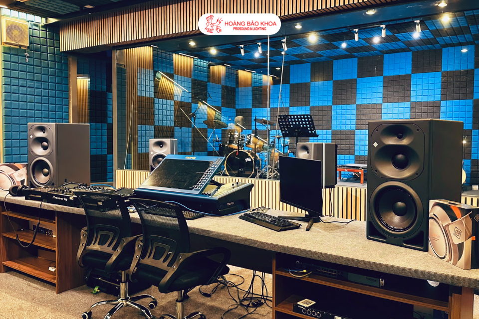 Neumann Studio Hoàng Bảo Khoa &ndash; Chạm đến âm thanh bằng trải nghiệm 