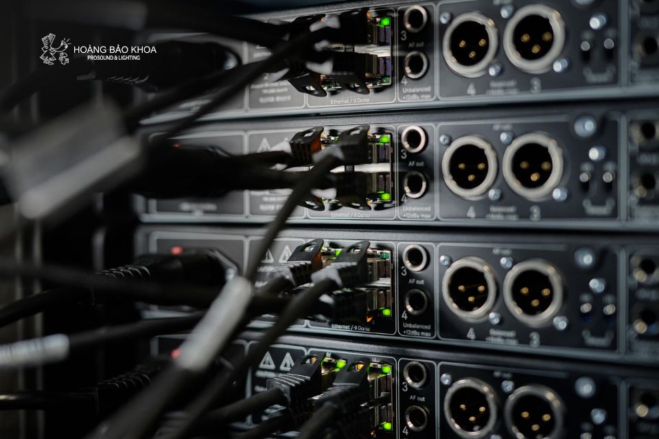 Sennheiser EW-DX EM 4 – Reliable Rackmount Receiver for Professional Systems