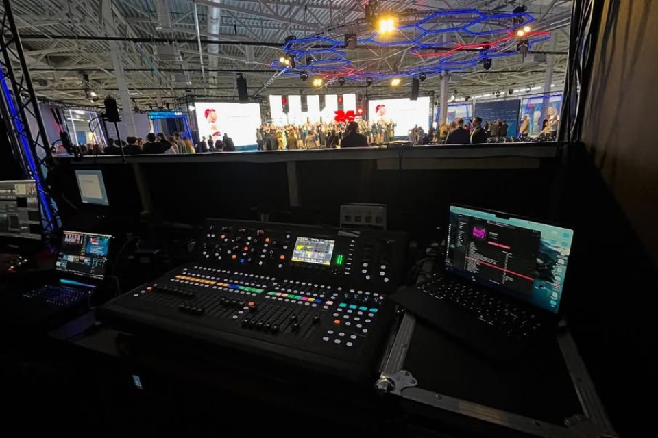 Midas-mixer-technological-edge-for-sound-providers-and-event-organizers