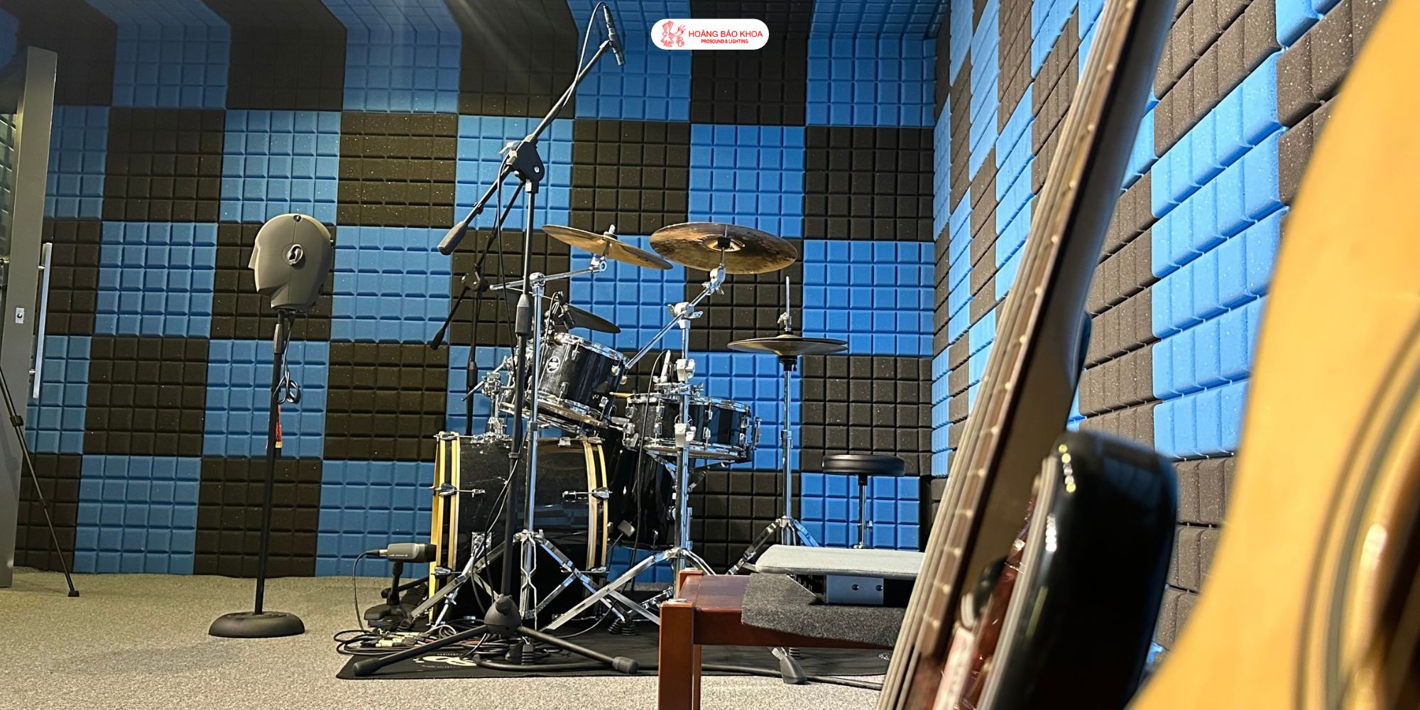 Nhạc cụ Studio