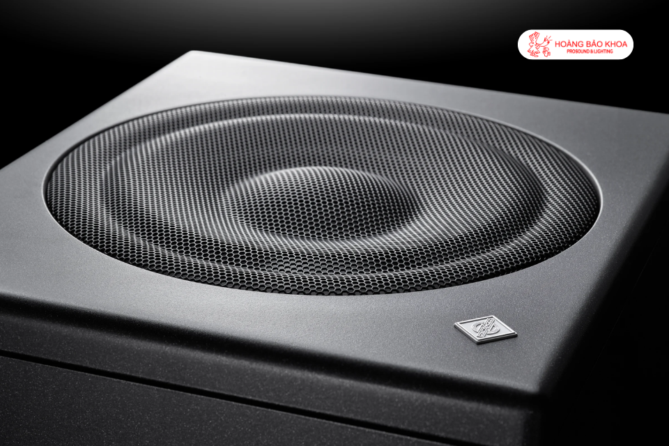 How to Set Up Studio Monitors with a Subwoofer