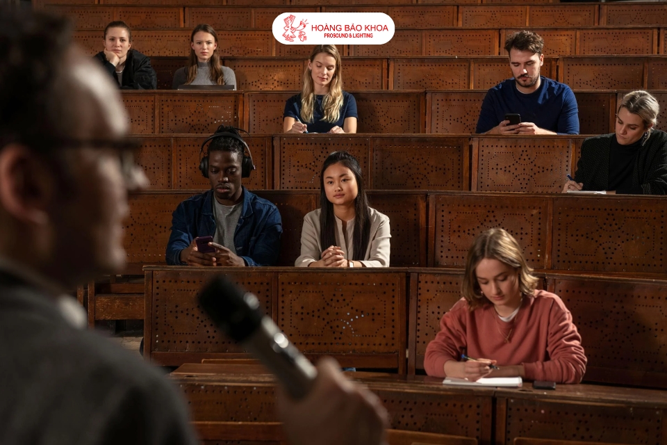 Conference Hall Audio Solutions for Schools