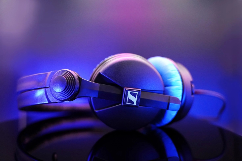 Sennheiser HD 25 Professional DJ & Broadcast Headphones