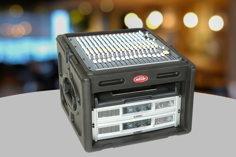 1SKB-R106 - Tủ rack SKB 10U nghiêng, 6U mặt trước cho mixer, amply và DSP