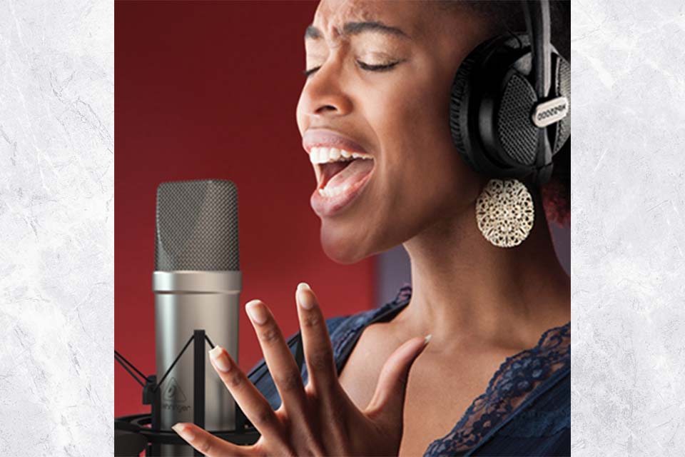 Micro Thu Âm Vocal là gì? Cách chọn mua Micro thu âm loại tốt