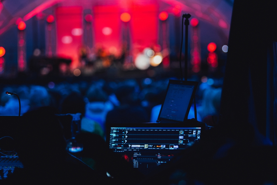 Speed Up Mobile Audio System Deployment with the JTS Wireless Audio Transmission Solution