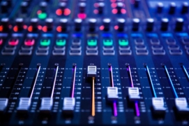 How To Select The Right Professional Sound Mixer Equipment